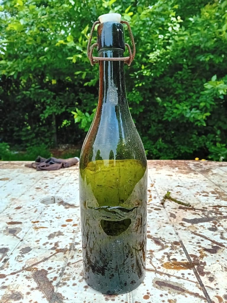 Oude vintage bierfles brouwerij burgervrienden Sint Niklaas, Ophalen of Verzenden