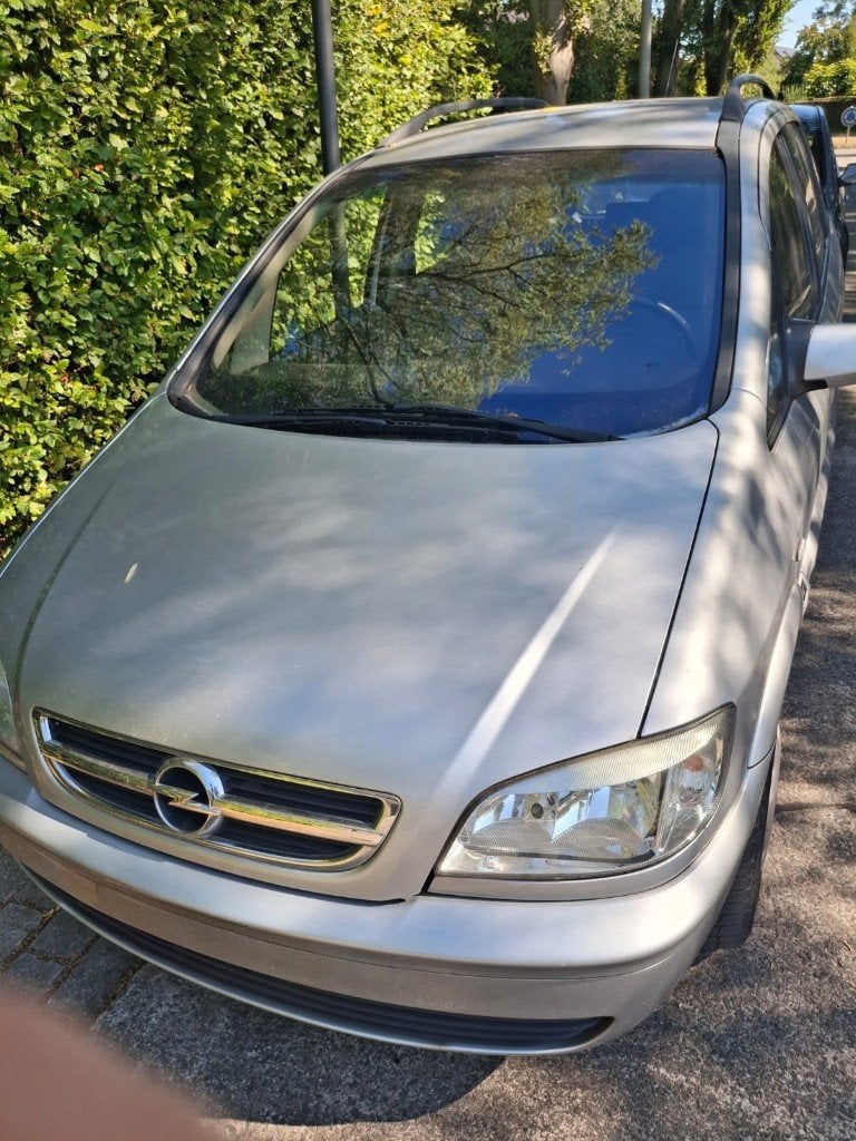 opel zafira 2.0 DTI 11/2004, Autos, Argent ou Gris, Achat, ABS, 7 places