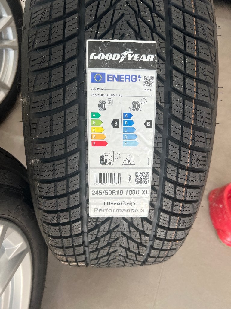 Originele BMW velgen met gloednieuwe winterbanden, Autos : Pièces & Accessoires, Pneus & Jantes, Neuf, Véhicule de tourisme, Jante(s)