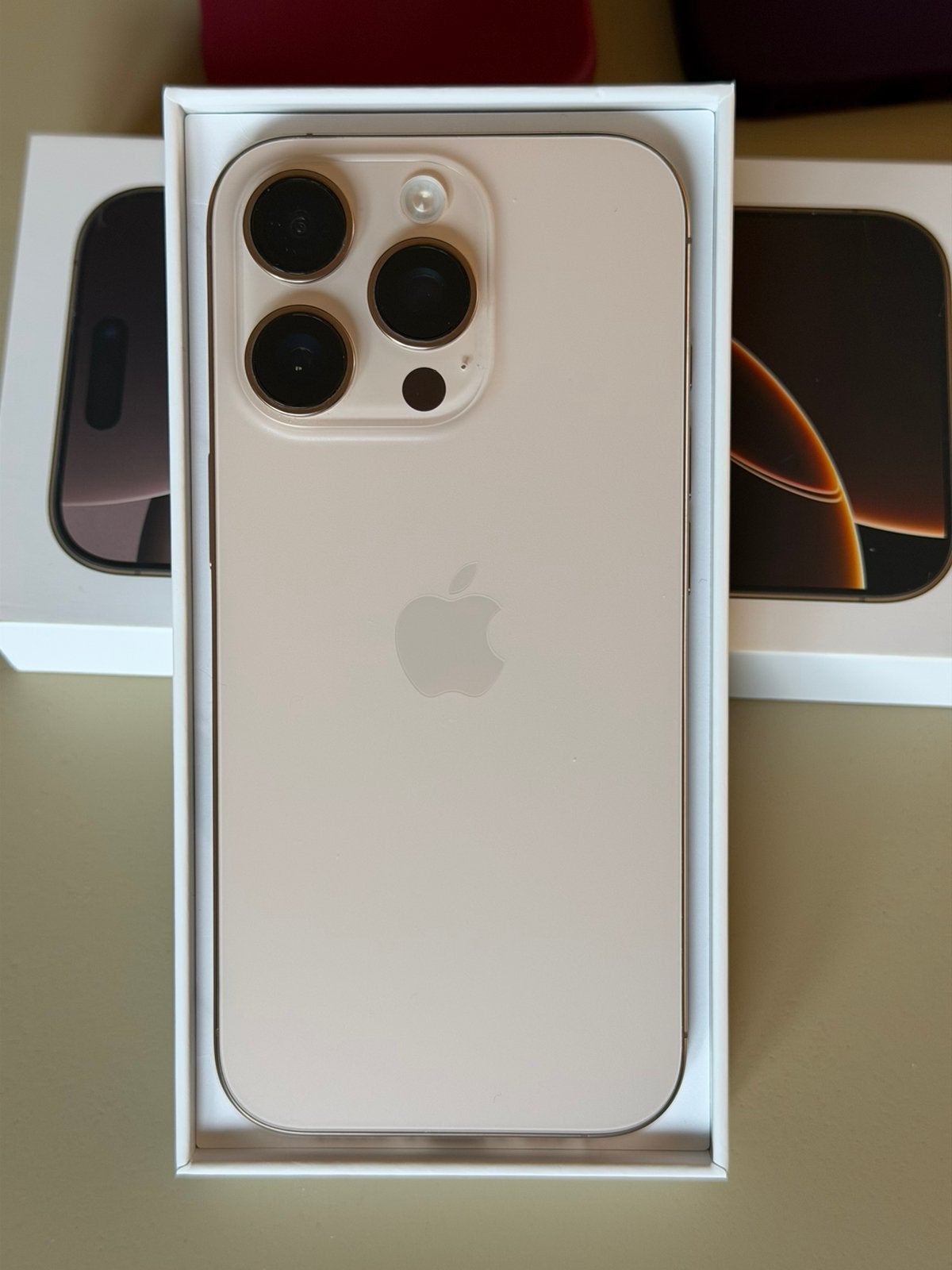 iPhone 16 Pro Desert 128 GB, Ophalen, Zo goed als nieuw, IPhone 16