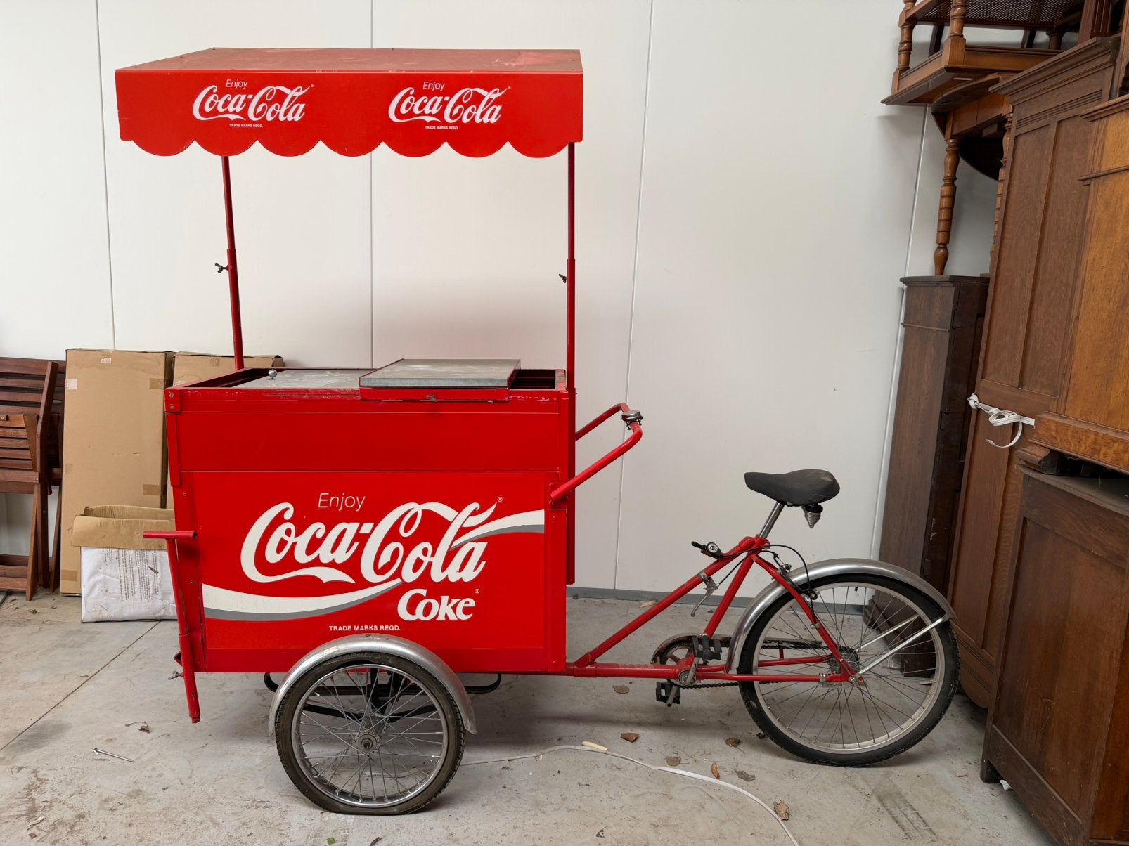 Coca cola bakfiets - koeling, Ophalen, Gebruikt