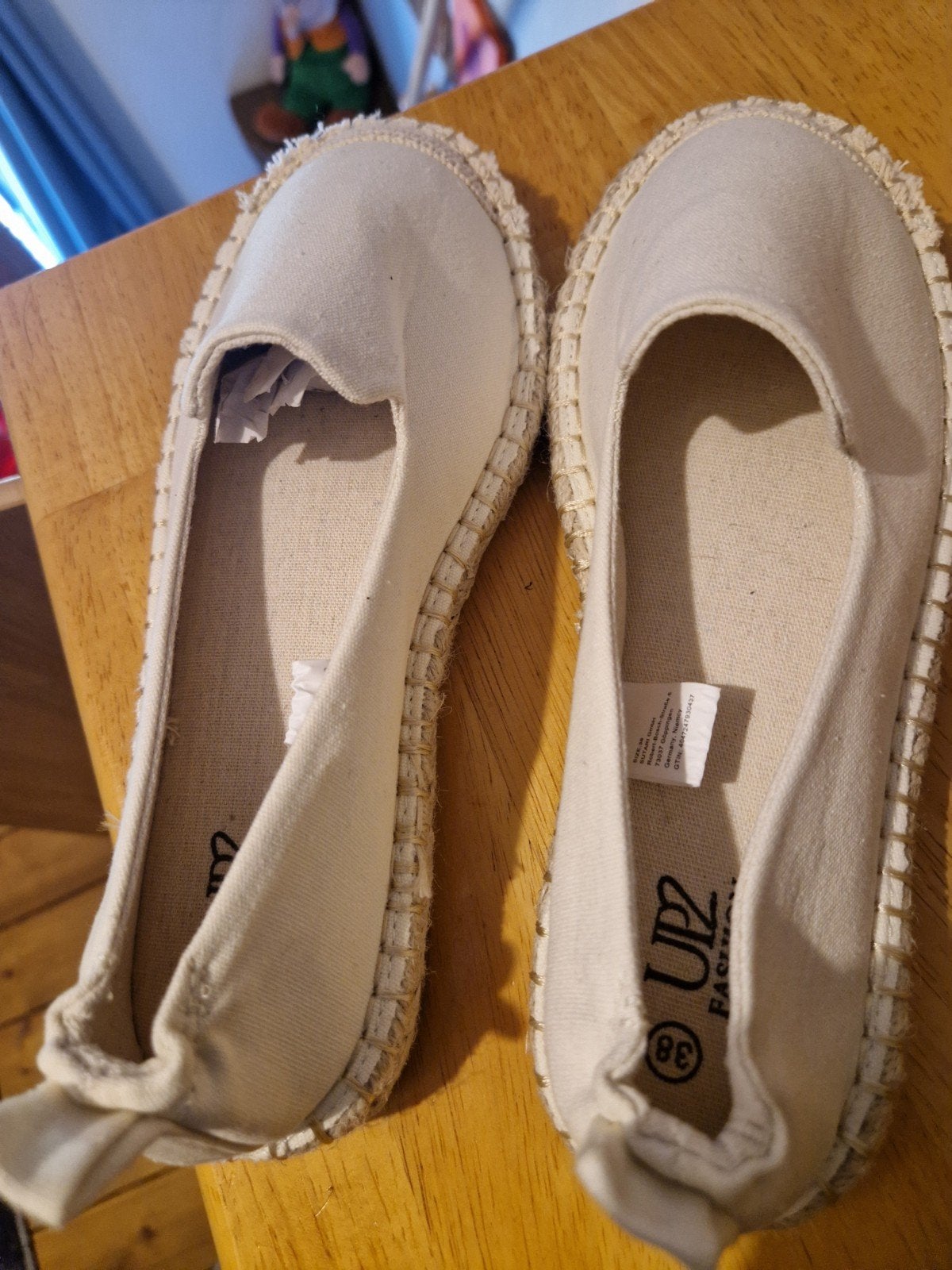 nieuw paar modieuze espadrilles., Ophalen of Verzenden, Nieuw, Beige, Overige typen