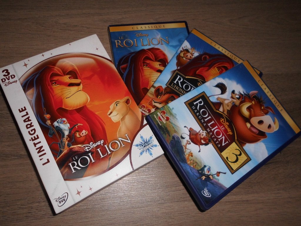 coffret l integrale 3 dvd walt disney " le roi lion ", Enlèvement ou Envoi