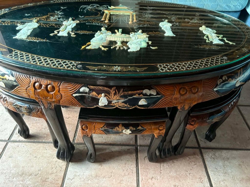 TABLE DE SALON CHINOISE, Maison & Meubles, Tables | Tables de salon, Comme neuf, 5 – 50, 50 à 100 cm, 100 à 150 cm, Ovale, Autres essences de bois