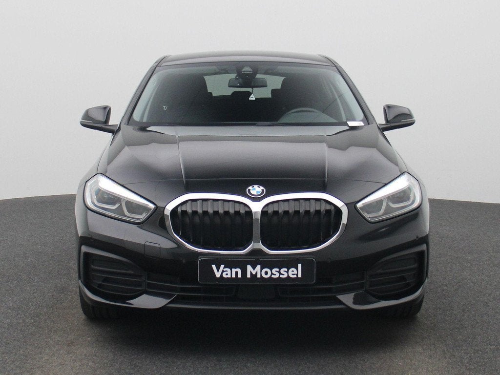 BMW 1-serie 116d LED | NAVI | CAMERA, Auto's, BMW, Voorwielaandrijving, 118 g/km, Gebruikt, Euro 6