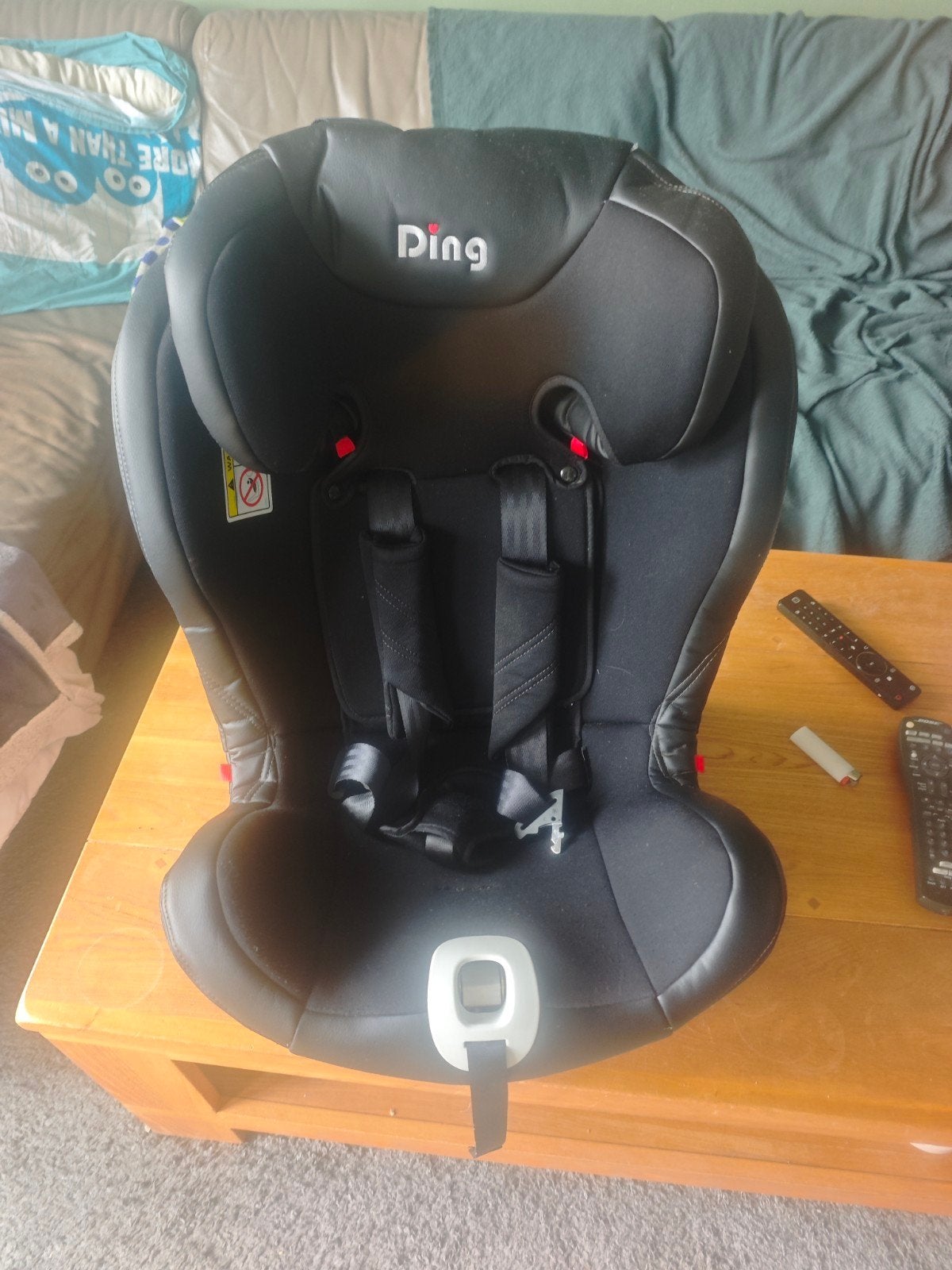 autostoel ding goede staat, Kinderen en Baby's, Ophalen of Verzenden, Zo goed als nieuw, Isofix
