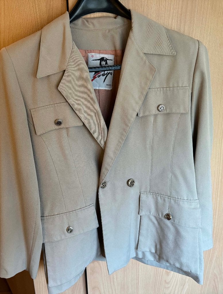 Beige “Saharienne” jas - maat 40/42– heel correcte staat, Kleding | Dames, Maat 38/40 (M), Beige, Ophalen of Verzenden, Zo goed als nieuw