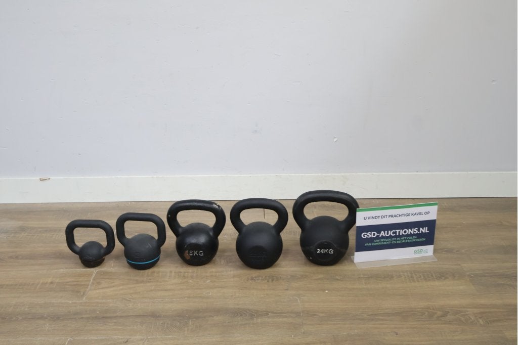 Set van 5 kettlebells in verschillende gewichten, Niet ingevuld, Niet ingevuld, Niet ingevuld