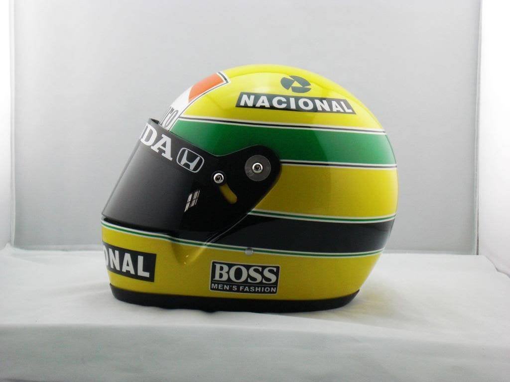 Des casques en version formule 1 ! Un vrai jeu 1:1 !, Envoi, Neuf, ForTwo