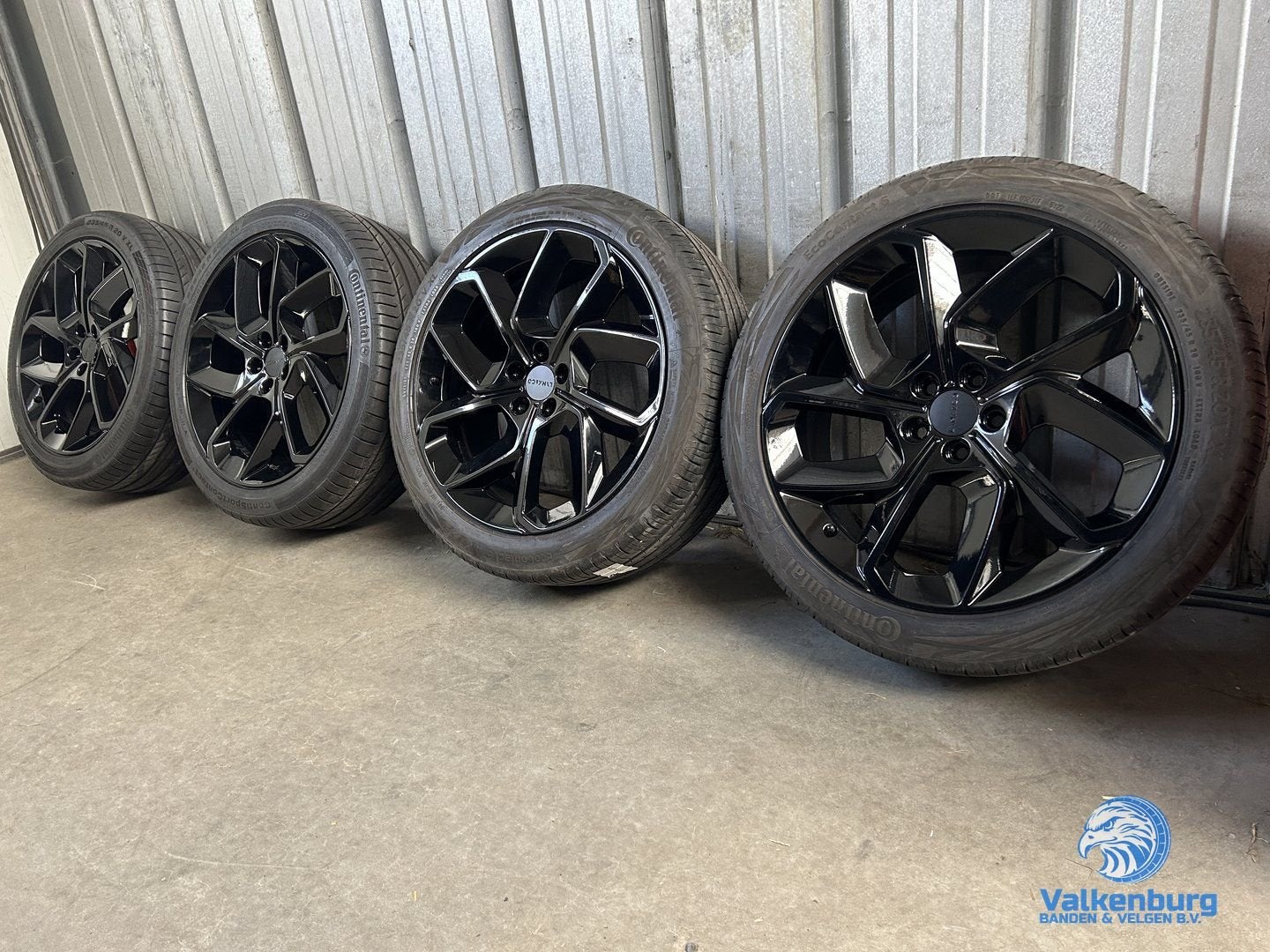 6-7mm! Originele Lynk & Co 20 inch zwarte velgen 5x108 zomer, Auto-onderdelen, Gebruikt, -, -, Banden en Velgen