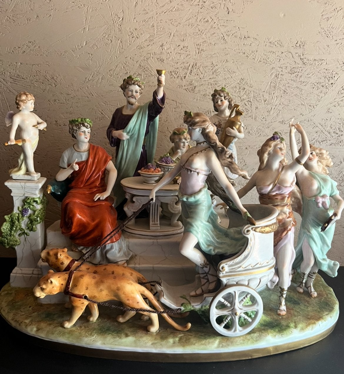 Scheibe-Alsbach Grote Porseleinen Figurengroep, Enlèvement