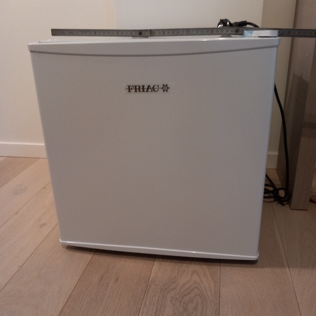 Mini koelkast 43 liter – Friac BKK55, Elektronische apparatuur, Koelkasten en IJskasten, Ophalen, Minder dan 85 cm, 45 tot 60 cm
