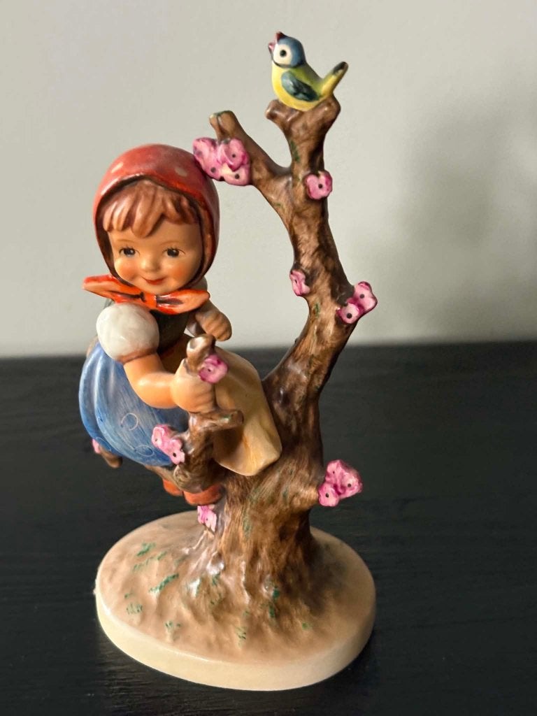 Hummel Goebel, fille dans un arbre, Collections, Enlèvement ou Envoi, Comme neuf, Hummel