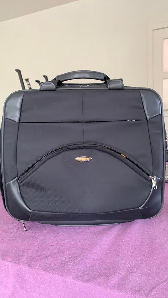 Samsonite laptoptrolley is een veelzijdige koffer, Ophalen