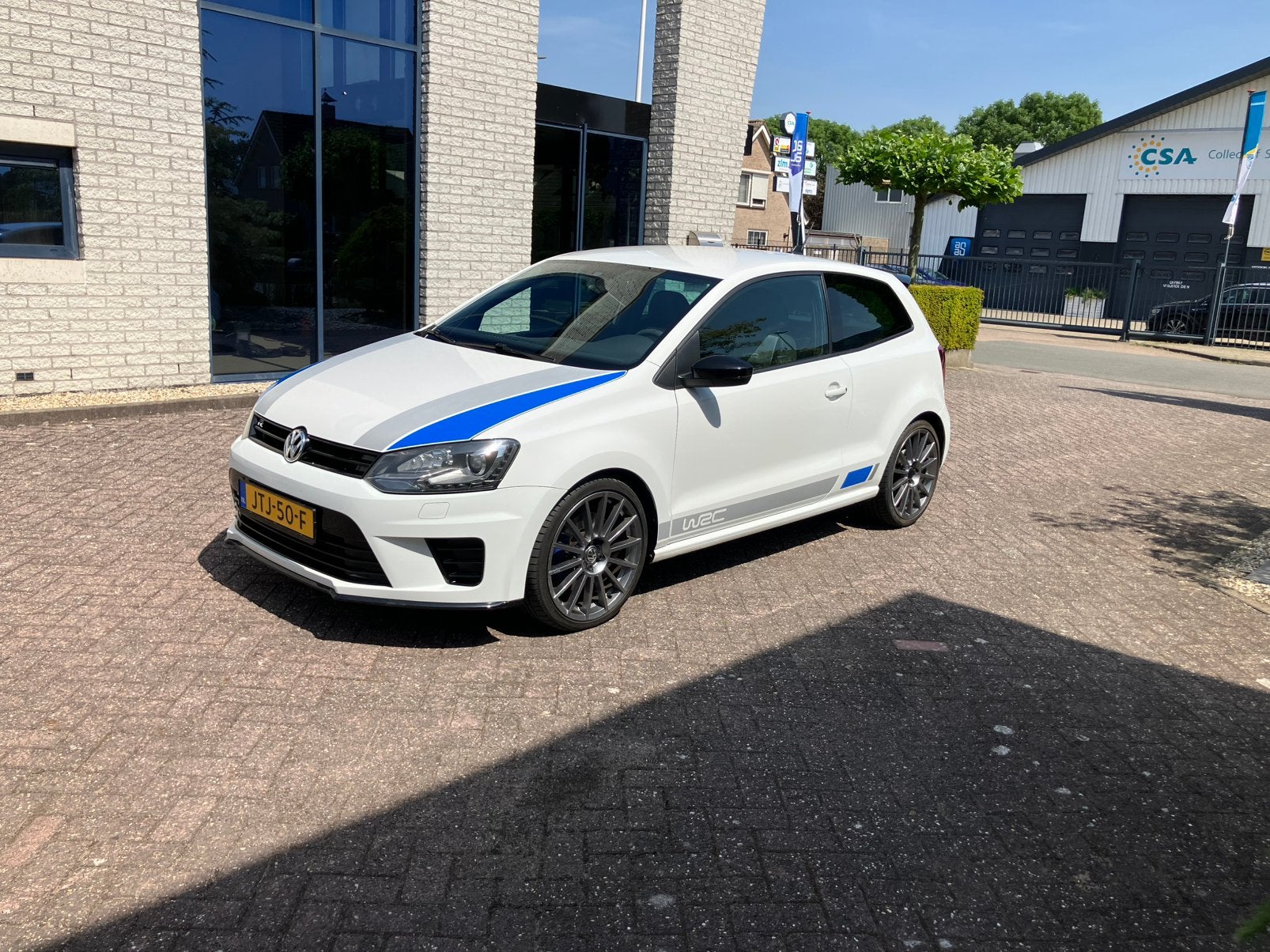 Polo wrc. World rally replica, Auto's, Euro 6, 4 cilinders, Wit, Grijs