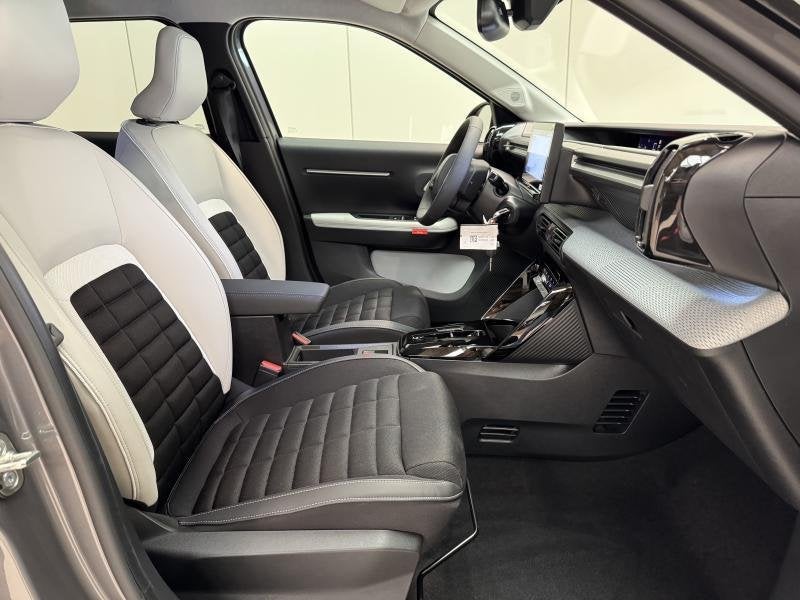 Citroen C3 1.2 MHEV MAX 145 e-DCS6 LED|GPS|PDC|CRUISE|CARPLA, Emergency brake assist, 1199 cc, 136 pk, SUV of Terreinwagen