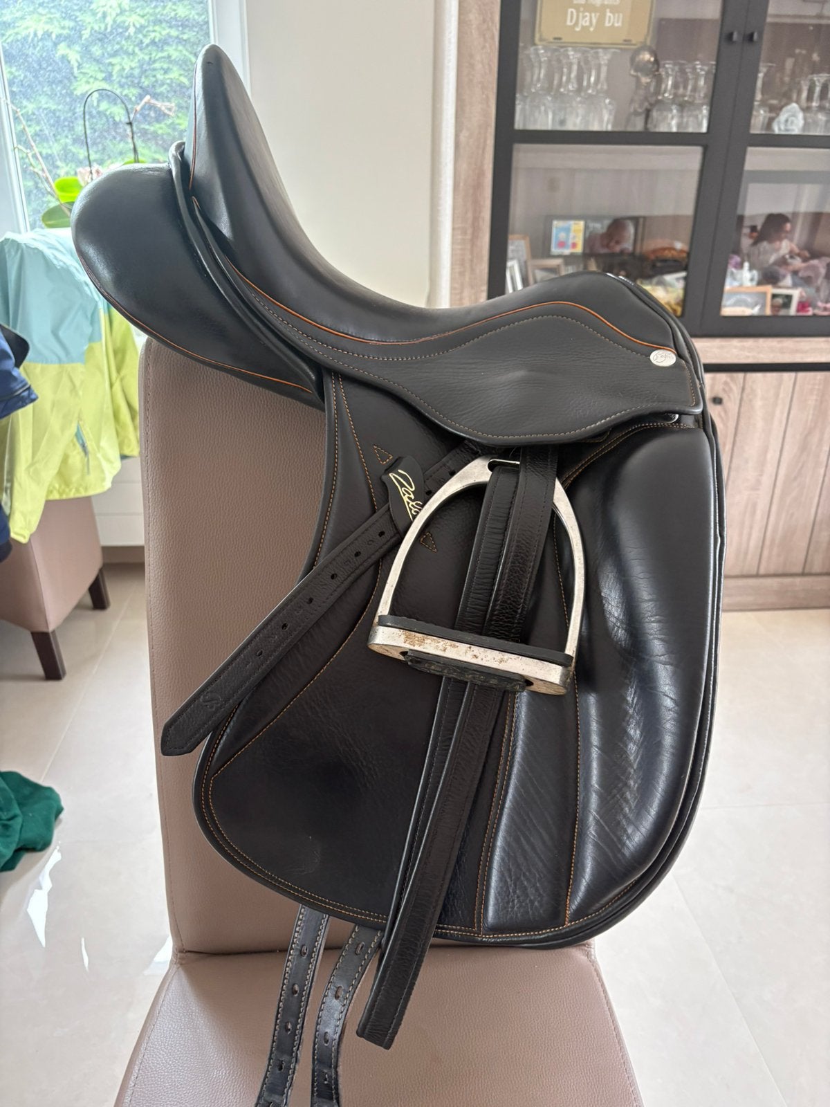 Selle de dressage Zaldi San Jorge – 17”, Animaux & Accessoires, Chevaux & Poneys | Selles, Enlèvement, Utilisé, Dressage