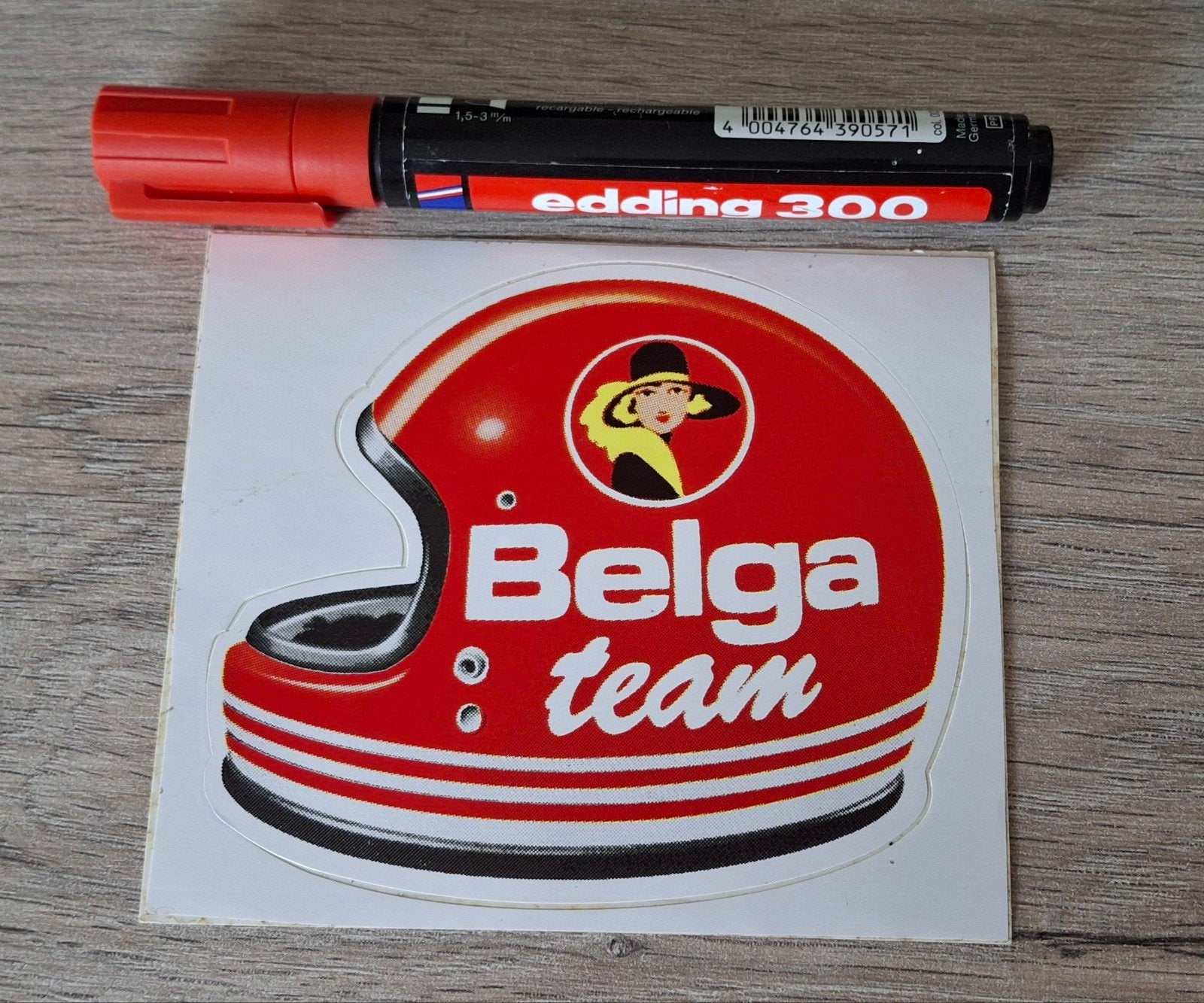 sticker tabak sigaretten helm Belga team, Ophalen of Verzenden, Zo goed als nieuw, Merk