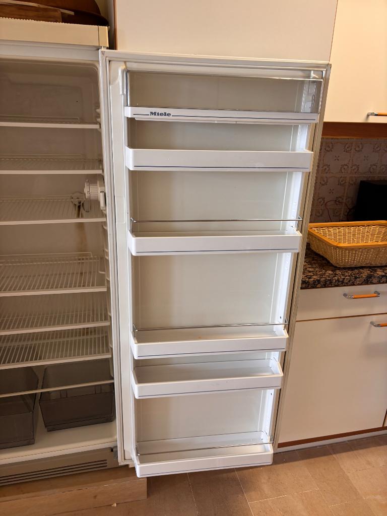 Frigo Miele 1m48, Electroménager, Sans bac à congélation, Utilisé, 45 à 60 cm, Enlèvement