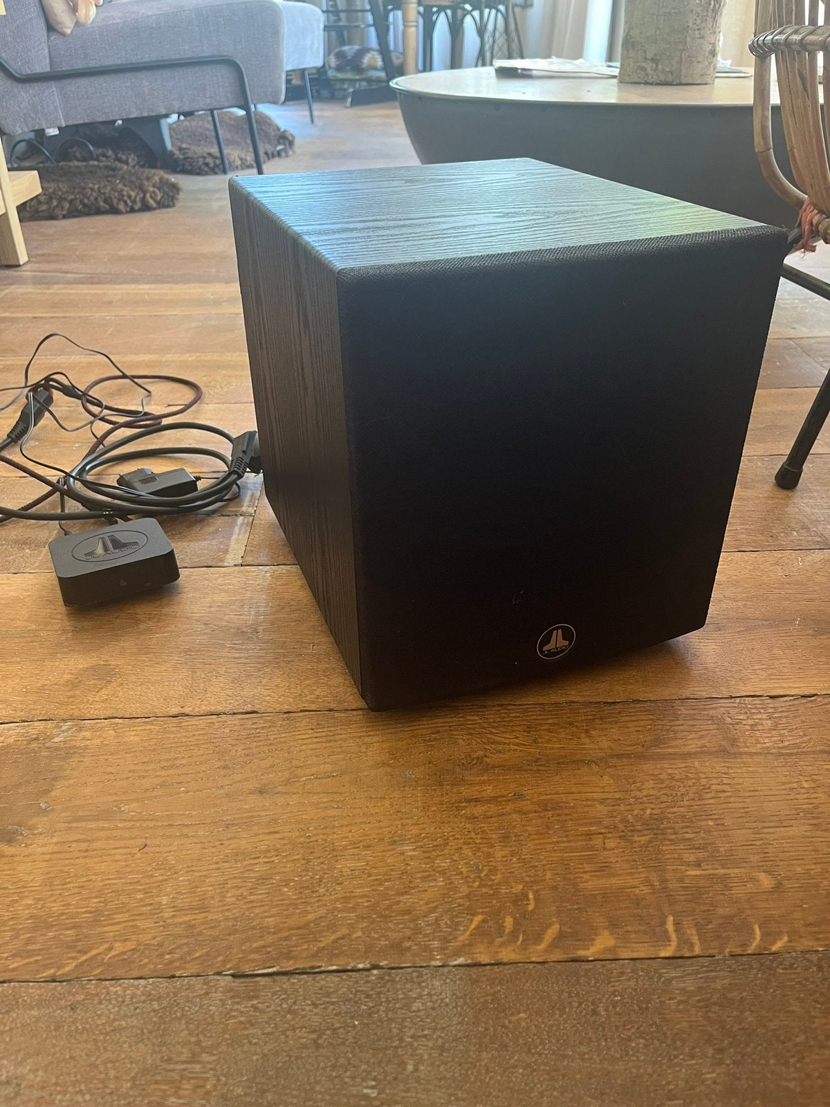 JL audio subwoofer D108-Ash, Ophalen of Verzenden, Zo goed als nieuw, Subwoofer
