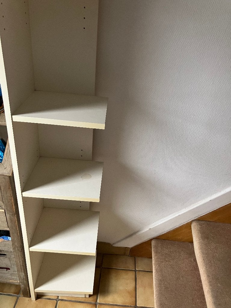 Etagère de coin / angle Ikea, Enlèvement