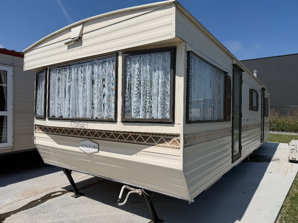 DEPOT 13 BOSTON 900x310 @ Caravancenter Desmet, Tot en met 4
