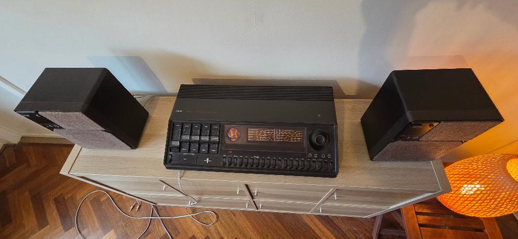 Philips MFB 762 & 22RH541, Philips, Moins de 60 watts, Reconditionné, Enlèvement