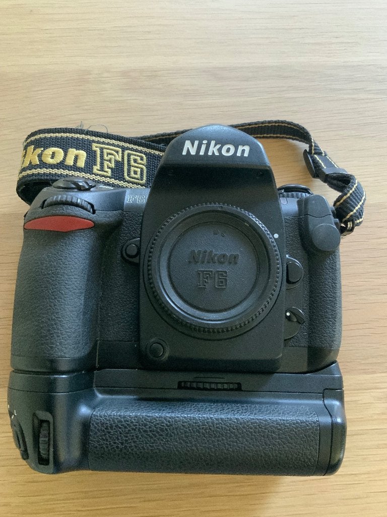 Nikon F6, Enlèvement, Comme neuf, Nikon