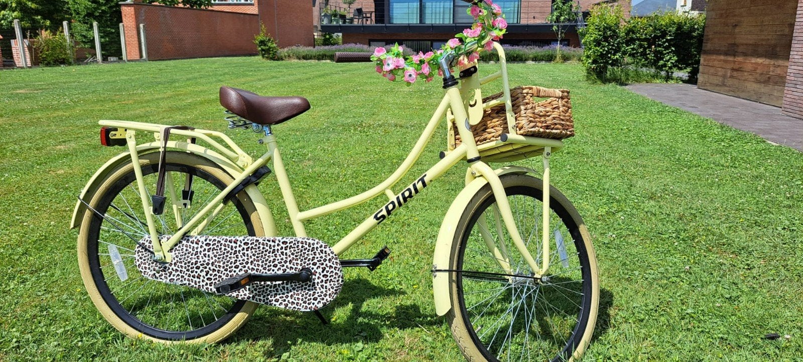 Meisjesfiets 24 inch, Fietsen en Brommers, Fietsen | Meisjes, Ophalen, Zo goed als nieuw, Terugtraprem, 24 inch