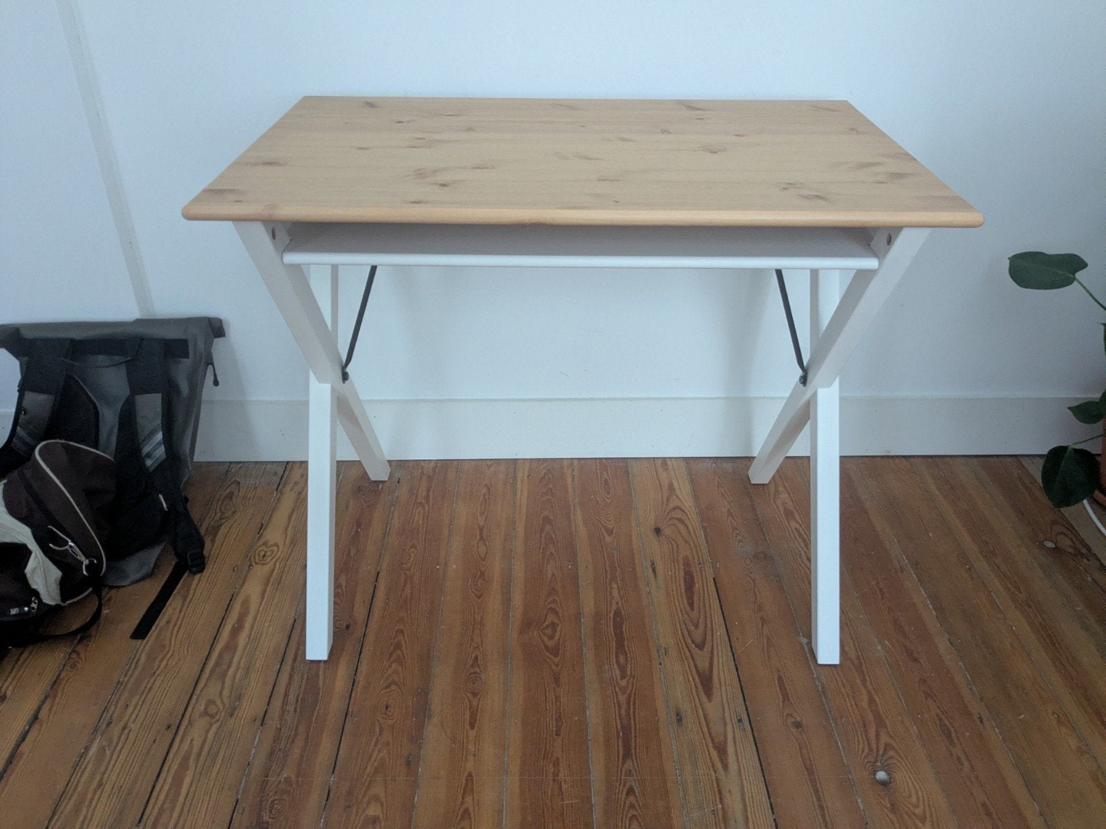 Bureau IKEA BOLLPOJKE, Ophalen