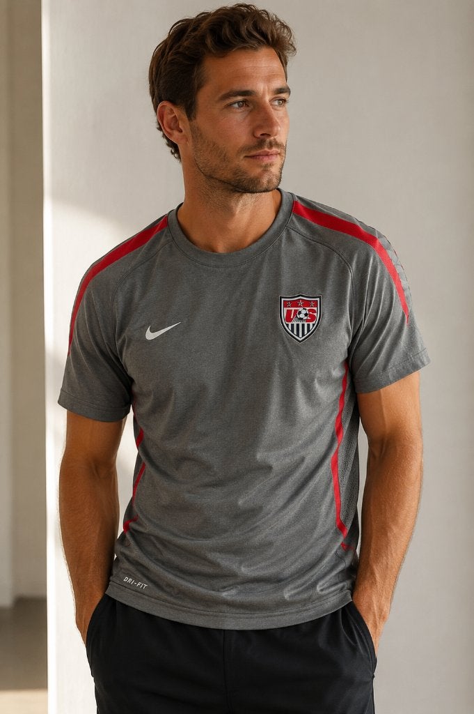 Chemise d'entraînement originale Nike USA Football DriFIT XL, Taille XL, Enlèvement ou Envoi, Neuf, Maillot