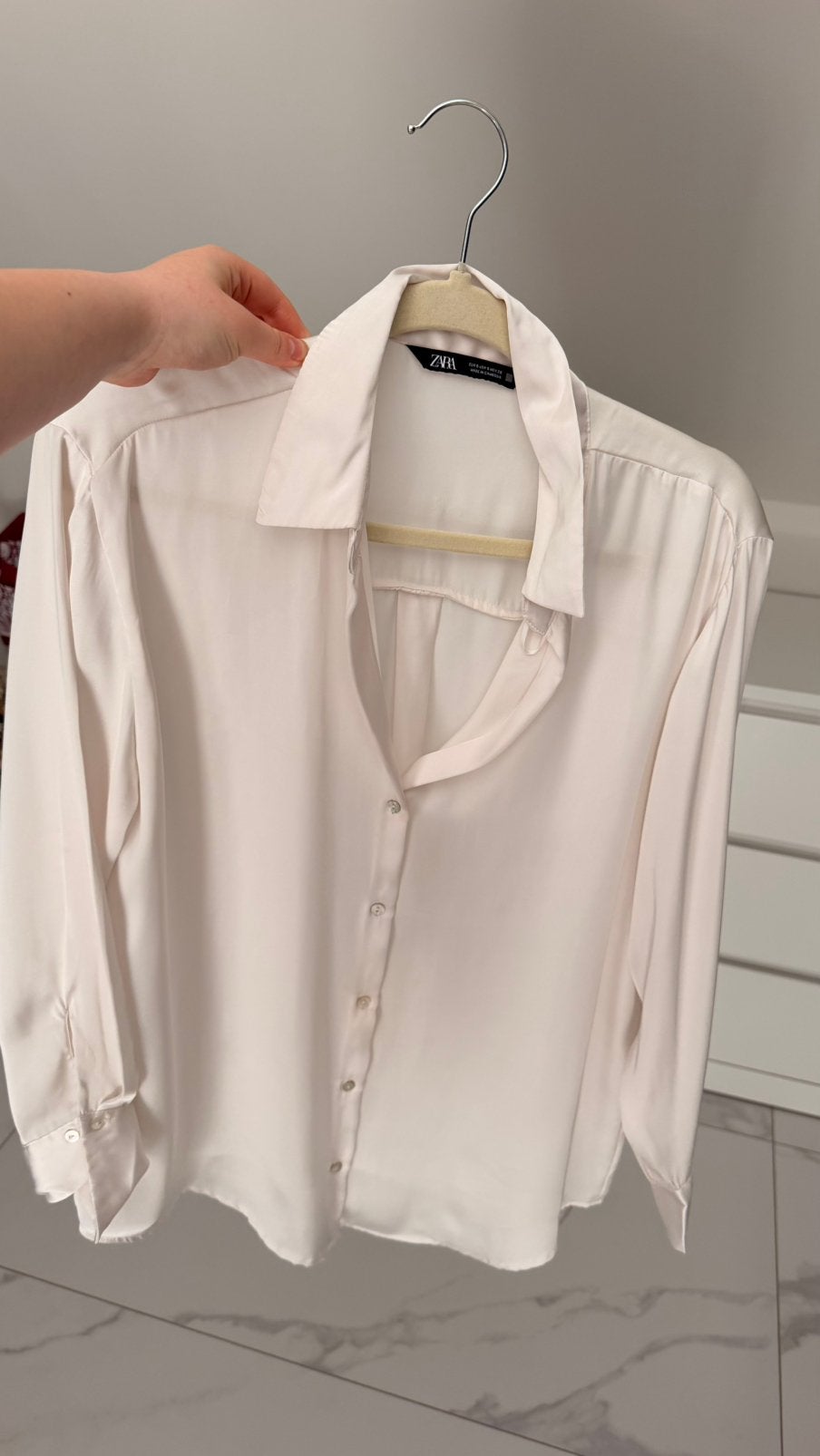 Blouse en satin blanc Zara S (36), Envoi, Comme neuf, Taille 36 (S), Blanc