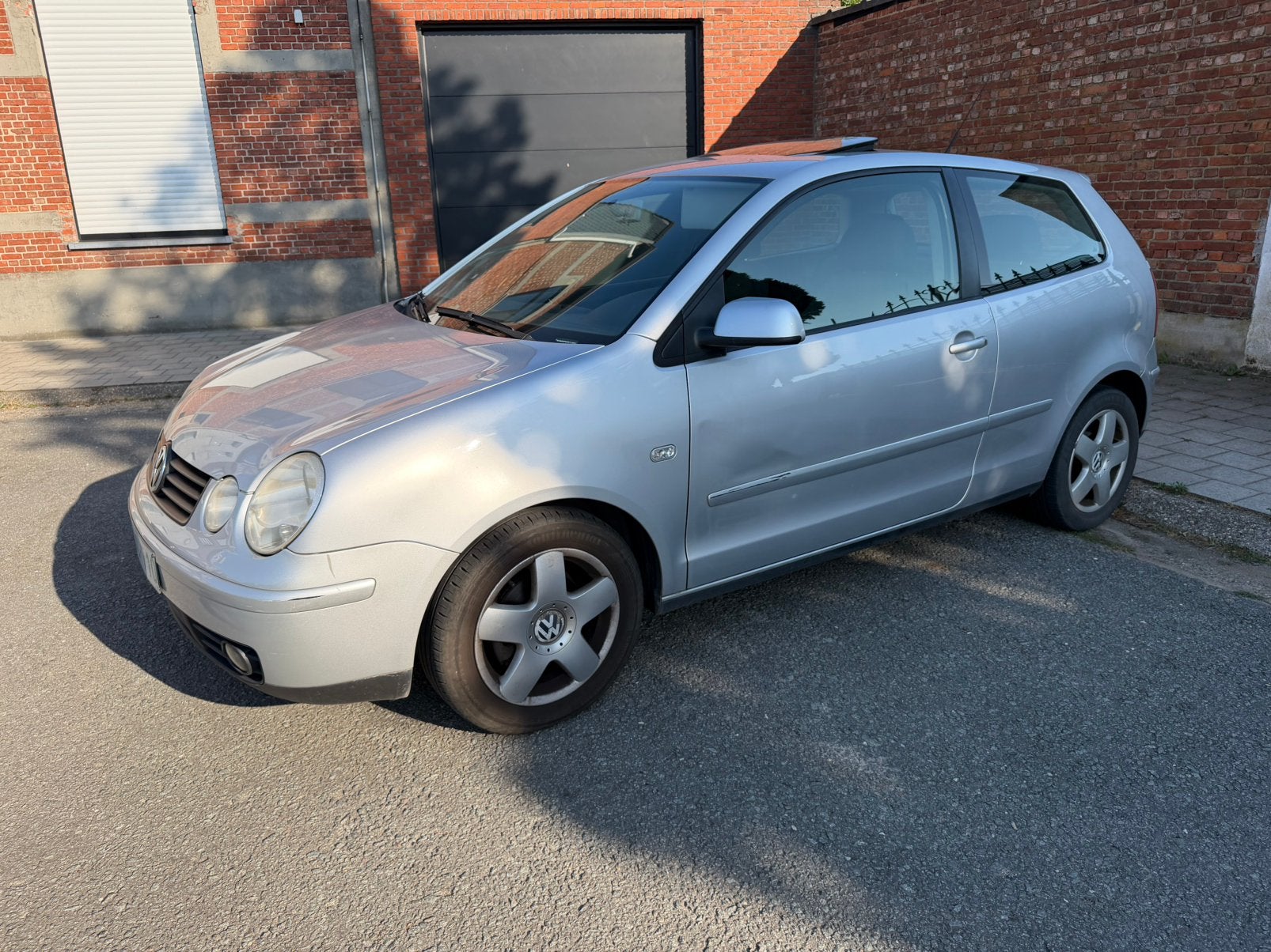 Volkswagen polo 1,4 benzine 130000 km met keuring, 4 cilinders, Bedrijf, Handgeschakeld, 1400 cc
