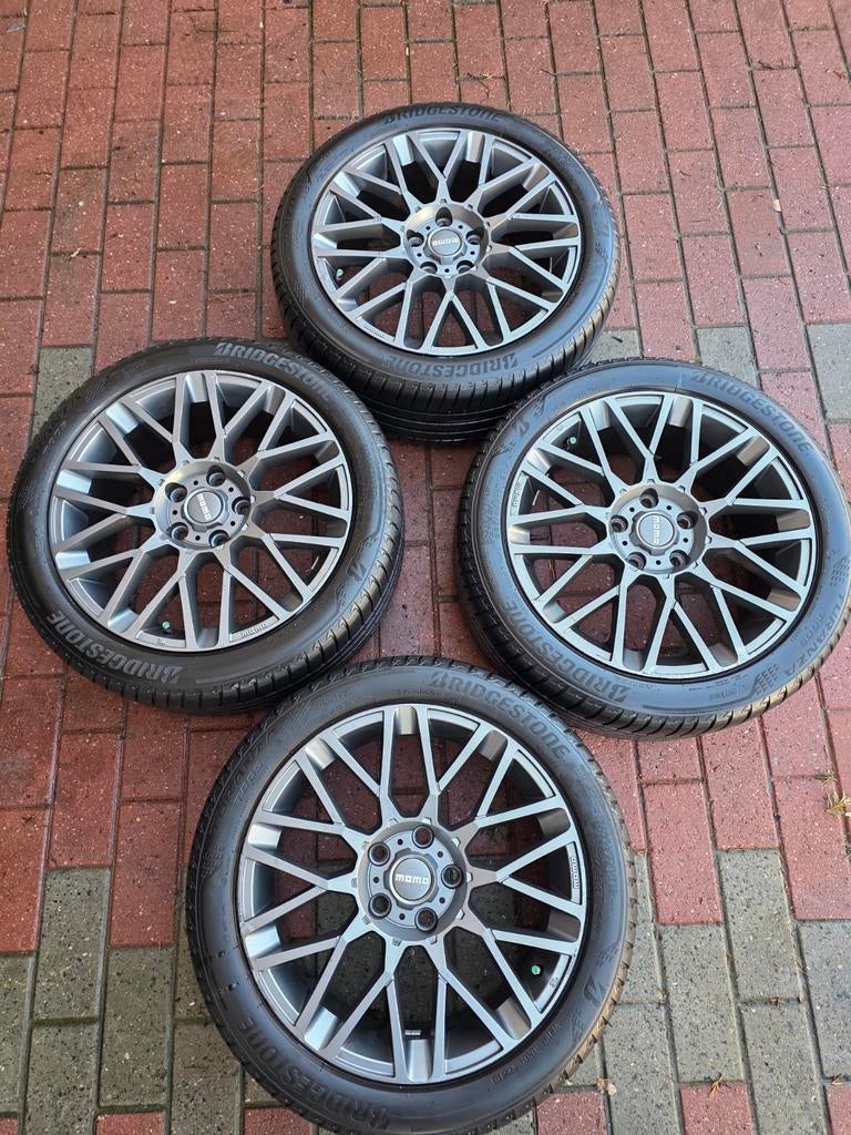 Jantes Velgen MOMO R17  5x112, Auto-onderdelen, Ophalen of Verzenden, Velg(en)