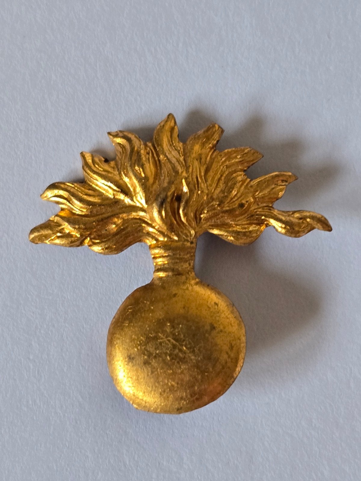 Militair Vlammende granaat , 1950 , grenadiers , genie , ..., Verzamelen, Ophalen of Verzenden