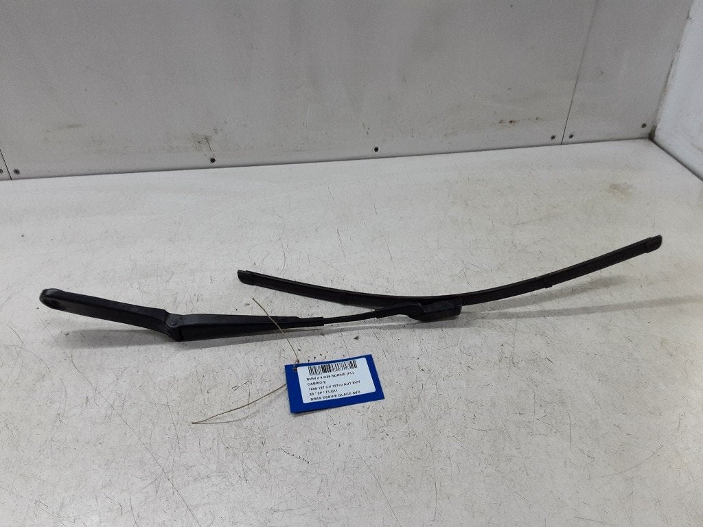 BRAS ESSUIE-GLACE AVANT DROIT BMW Z4 Roadster (G29), Mevr. I. Hauben, Utilisé, BMW, Rue de l'Espoir 34 34
4030  GRIVEGNÉE, BE