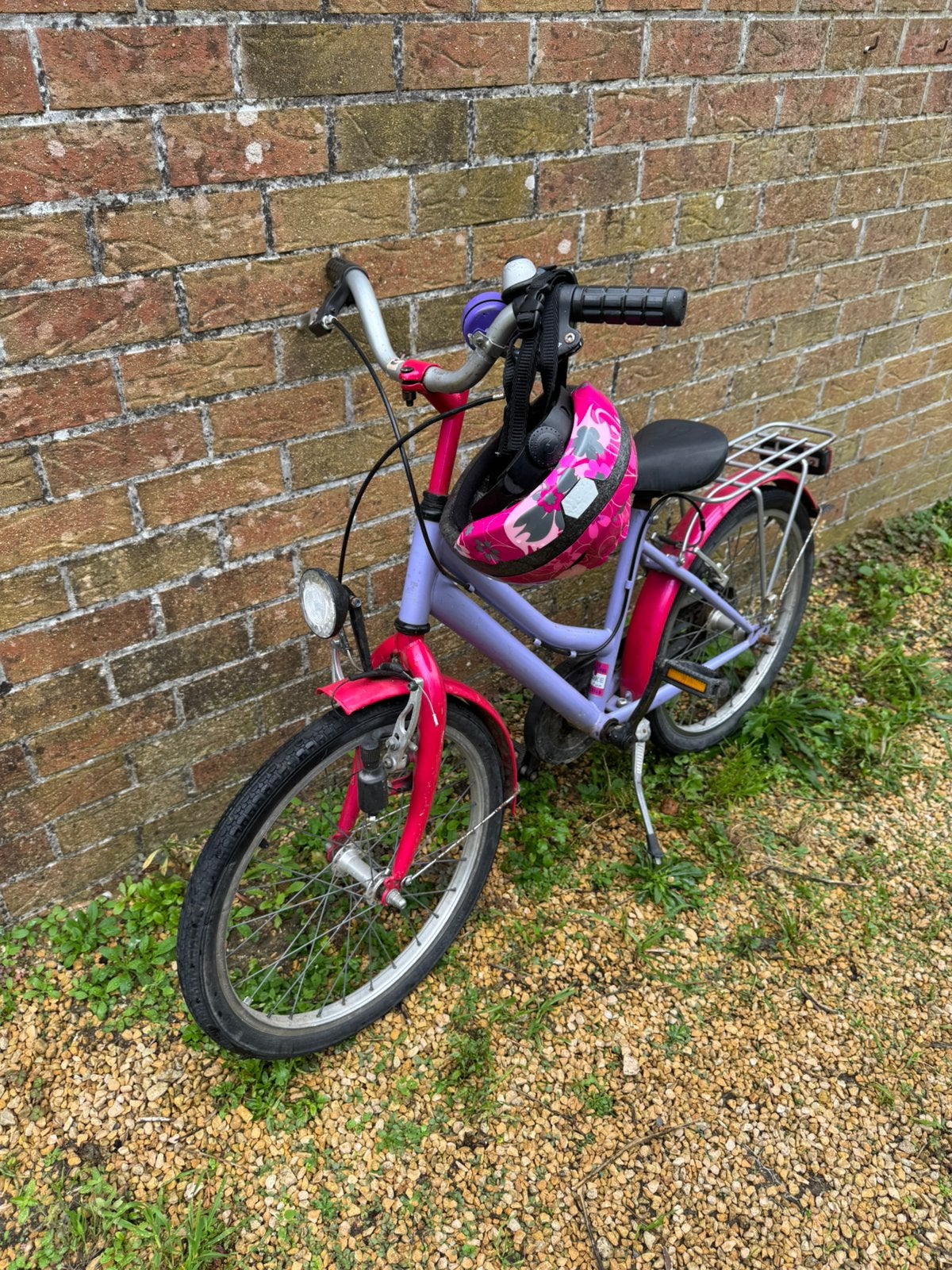 Meisjesfiets inclusief de helm - zeer proper fiets, Fietsen en Brommers, Ophalen, Zo goed als nieuw