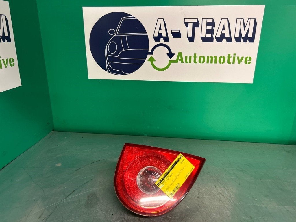 FEU ARRIÈRE GAUCHE Golf V (1K1) (|4VFX15K272AA|), Amalienbadstr. 41a
76227  Karlsruhe, DE, Visteon Electronics Germany GmbH, Volkswagen