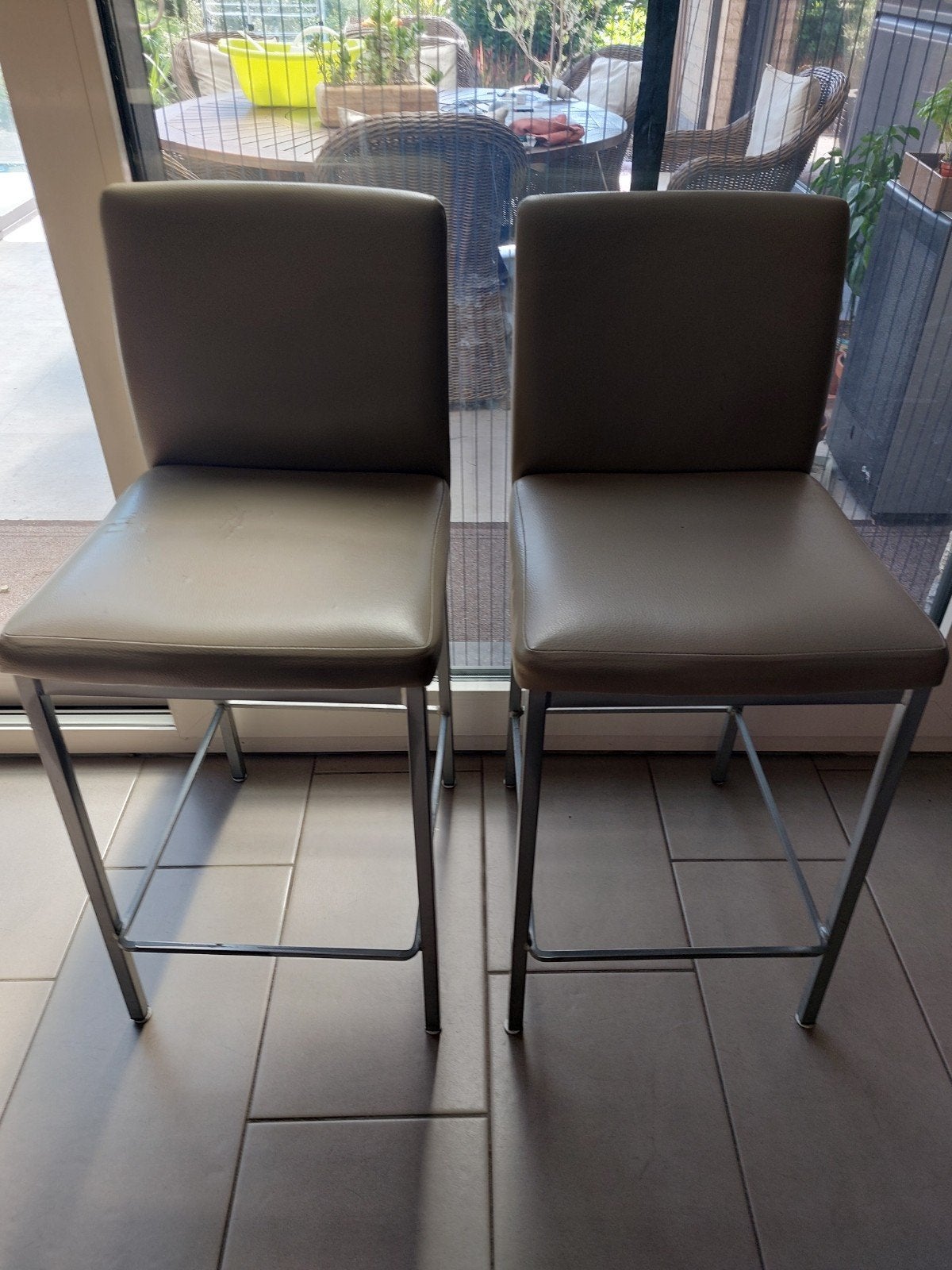 chaisse haute bar, Enlèvement