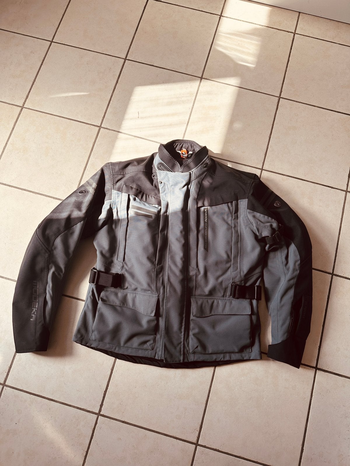 Motorjas heren modeka paneo lt maat xl grijs gelamineerd, Enlèvement, Seconde main, Hommes, Manteau | tissu