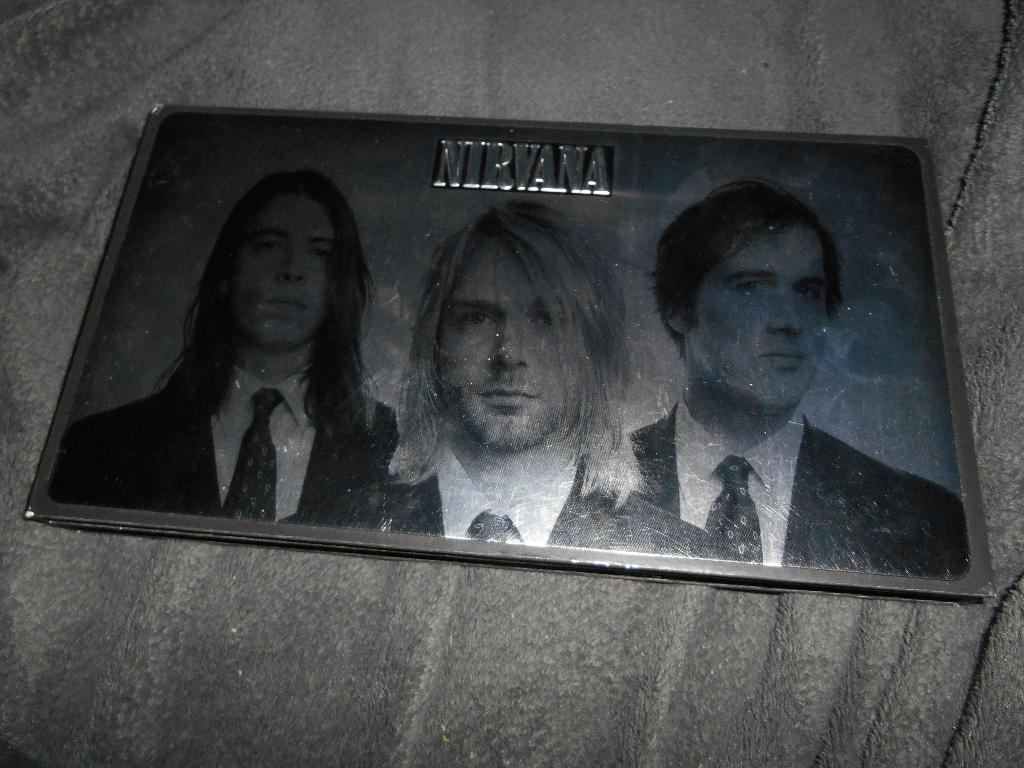 Nirvana " with the light out" coffret 3CD + 1 DVD+carnet, Ophalen of Verzenden
