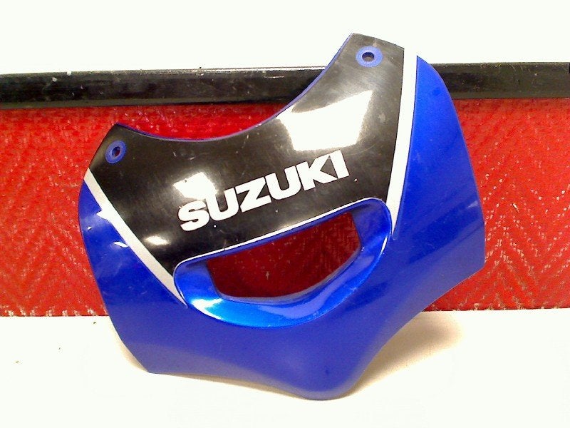 SUPERIEUR CARENAGE Suzuki (94411-08F), Dhr. S. di Majo, Utilisé, Info@cama-motorparts.nl, P.J. Troelstraweg 8 8
3144 CX  MAASSLUIS, NL