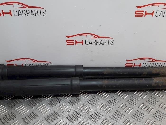 Kit amortisseur d'un Peugeot 107, Autos : Pièces & Accessoires, -, 3 mois de garantie, Utilisé, -