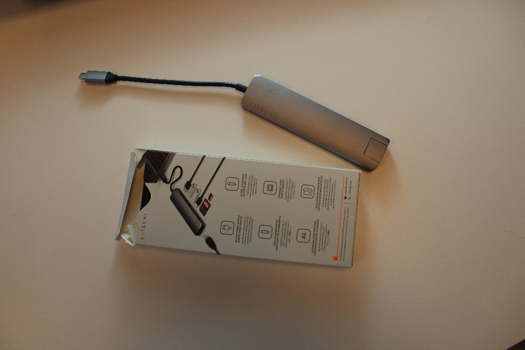 Satechi USB-C SLIM MULTIPORT MET ETHERNET (adapter), Ophalen of Verzenden, Nieuw, Satoshi, Laptop
