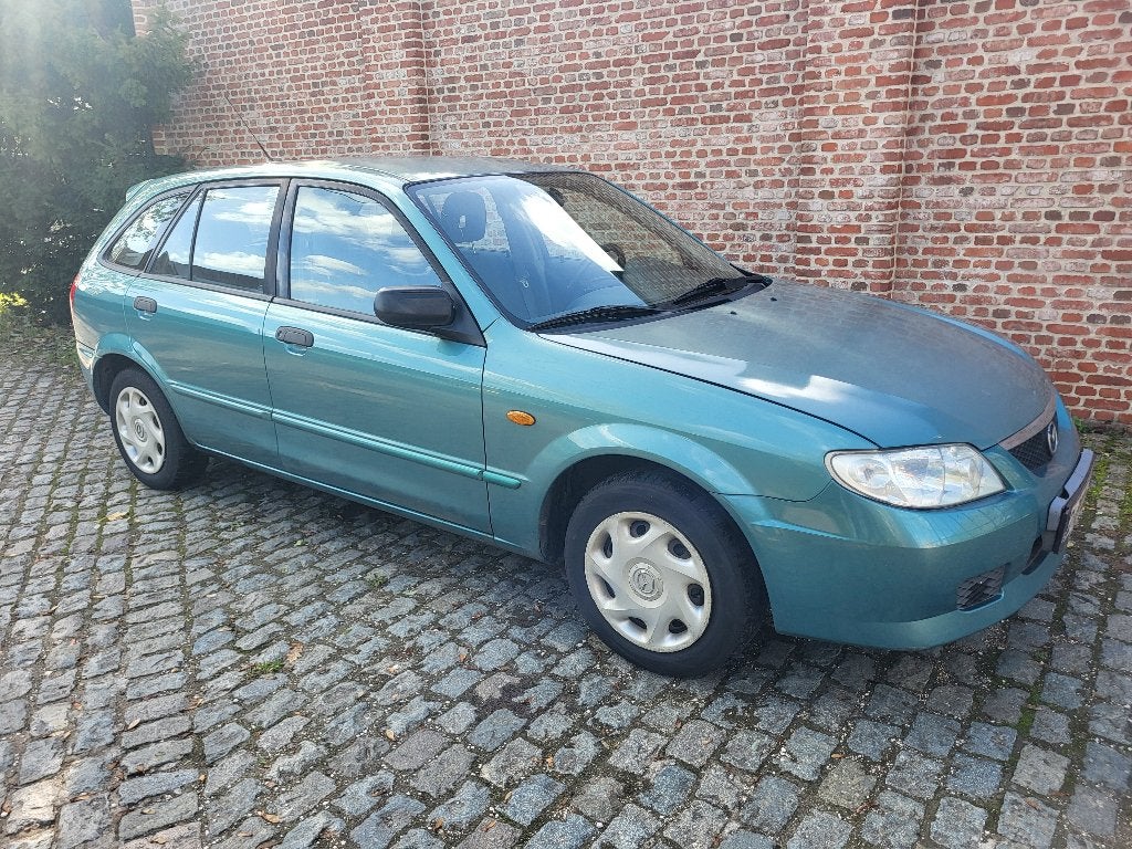 Mazda 323 1300cc Benzine Gekeurd Voor Verkoop, Auto's, Voorwielaandrijving, Elektrische ramen, 4 cilinders, 5 deurs