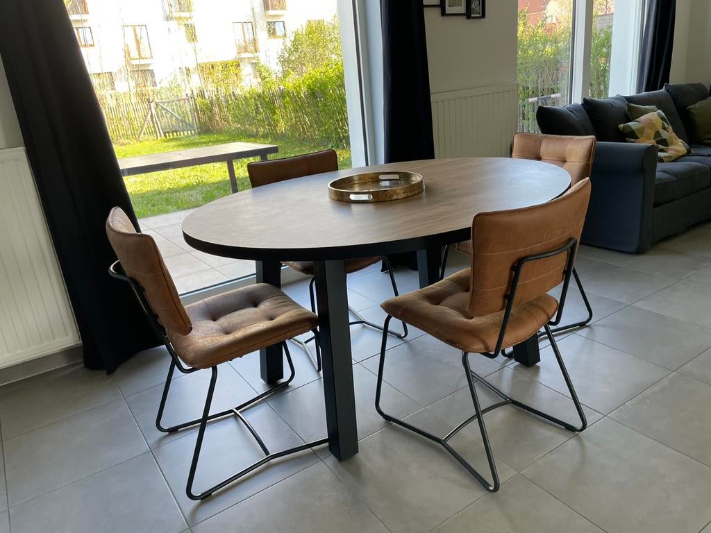 Eettafel en stoelen Henders & Hazel, Huis en Inrichting, Ophalen, Zo goed als nieuw