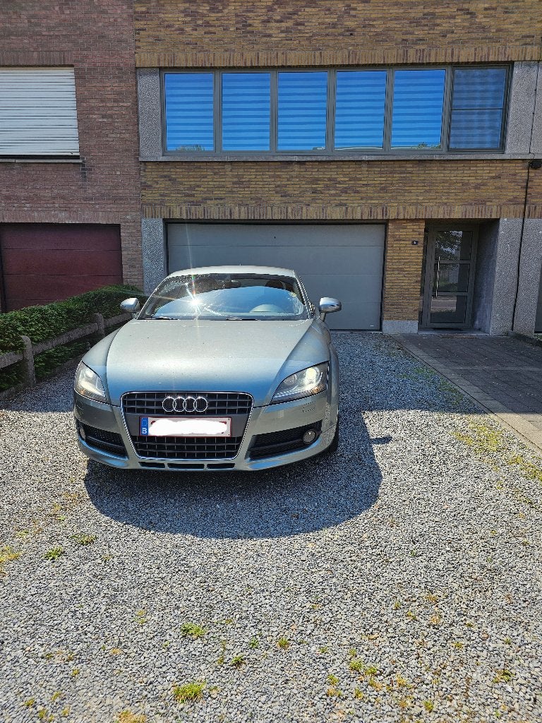 AUDI TT, Auto's, Voorwielaandrijving, 4 zetels, Zwart, 4 cilinders