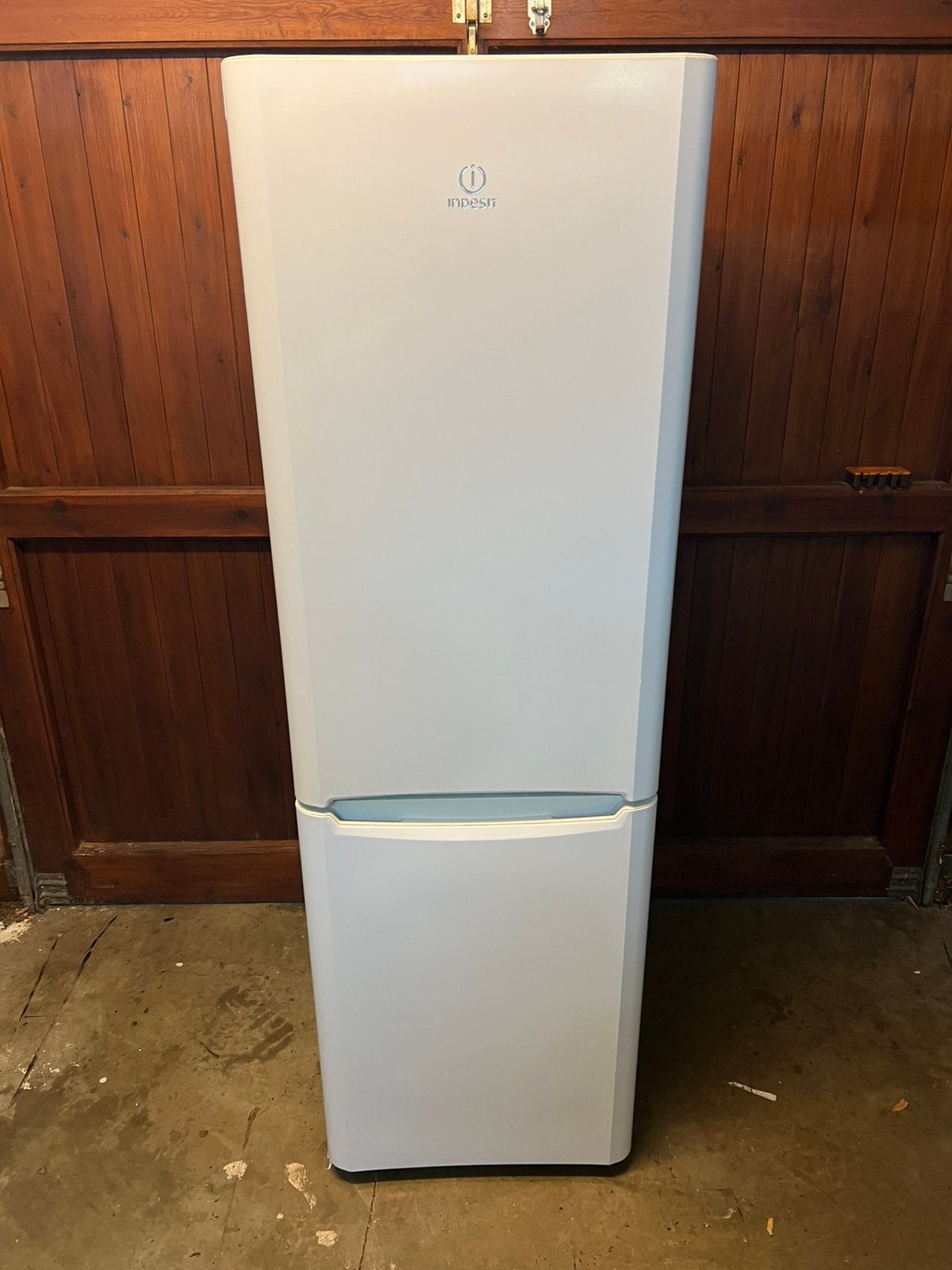 Indesit koel-vriescombinatie – werkt goed, Elektronische apparatuur, Ophalen, Zo goed als nieuw