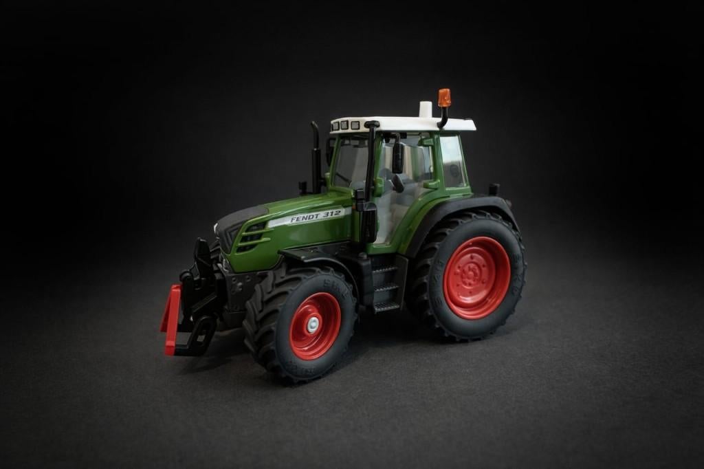 Miniatuurtractor model Fendt 312 Vario, Ophalen of Verzenden, Zo goed als nieuw