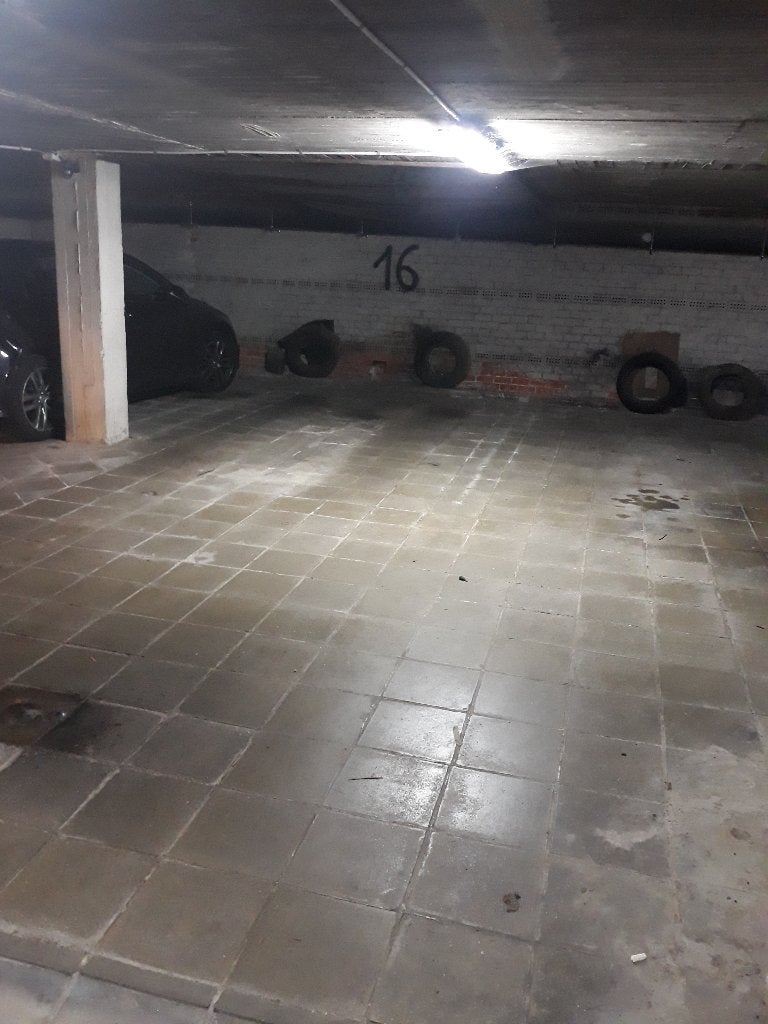 Emplacement intérieur à louer - Evere, Immo, Brussel